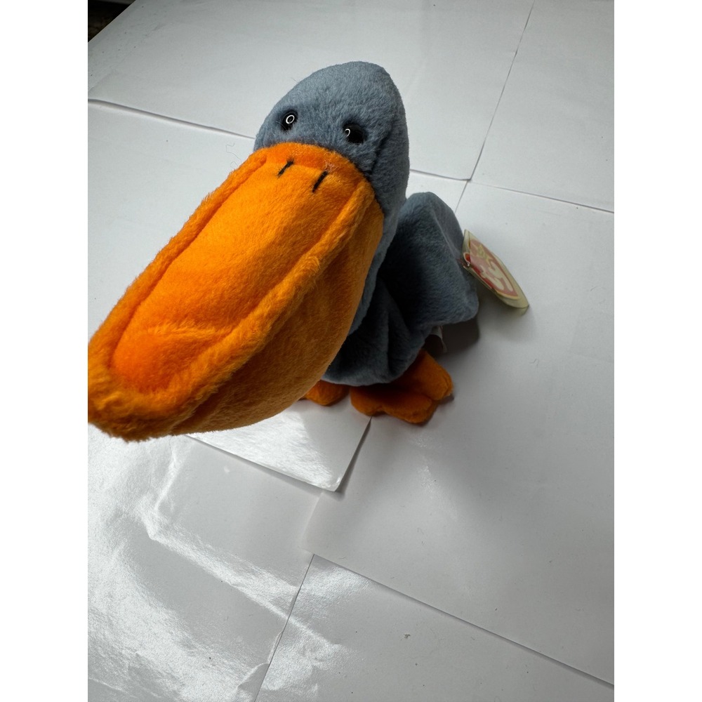Ty Beanie Baby Scoop the Pelican 1996 Grey Orange Bird Plush Style 4107 NWT‎